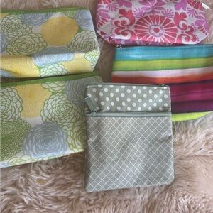 Clinique Green Cosmetic Bag with Floral Design